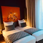 Hotel Des Arts-bastille 3*