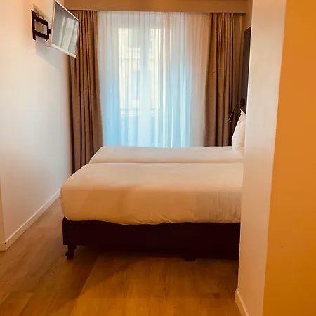 Des Arts-bastille Otel