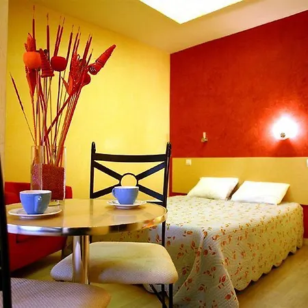 Des Arts-bastille 3* Paris
