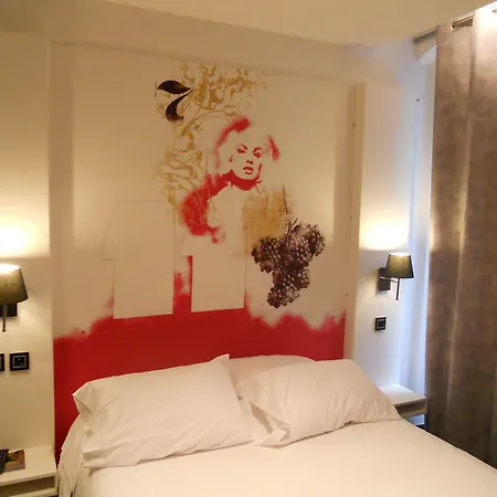 Des Arts-bastille 3* Paris