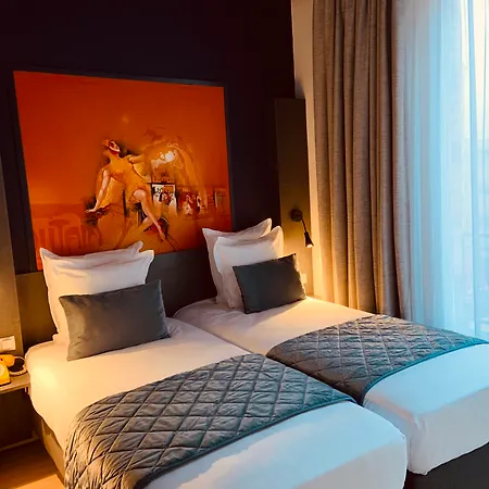 Hotel Des Arts-bastille 3*