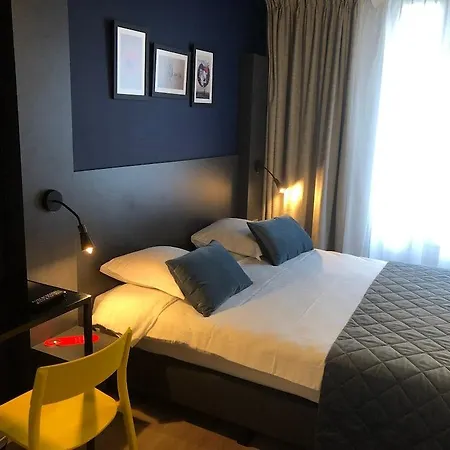 阿尔特巴士底狱酒店 3*