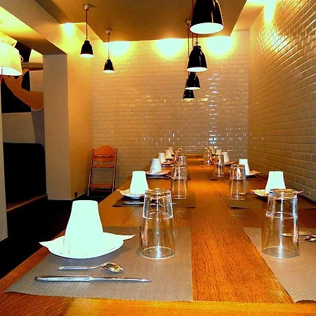 阿尔特巴士底狱酒店