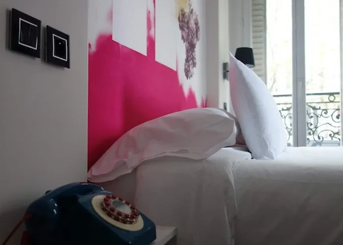 Des Arts-bastille 3* Paris