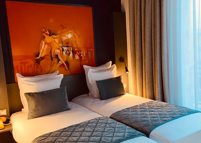 Отель Des Arts-bastille 3*