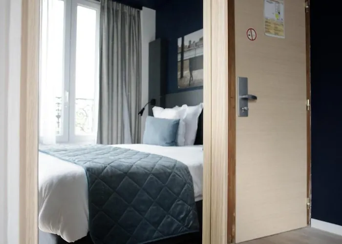 Отель Des Arts-bastille 3*