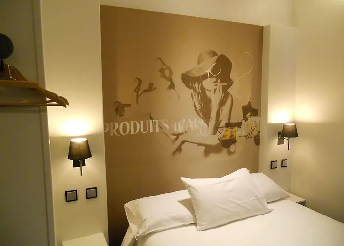 Отель Des Arts-bastille Париж